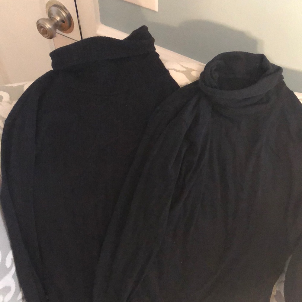 2 black turtlenecks girls 7/8